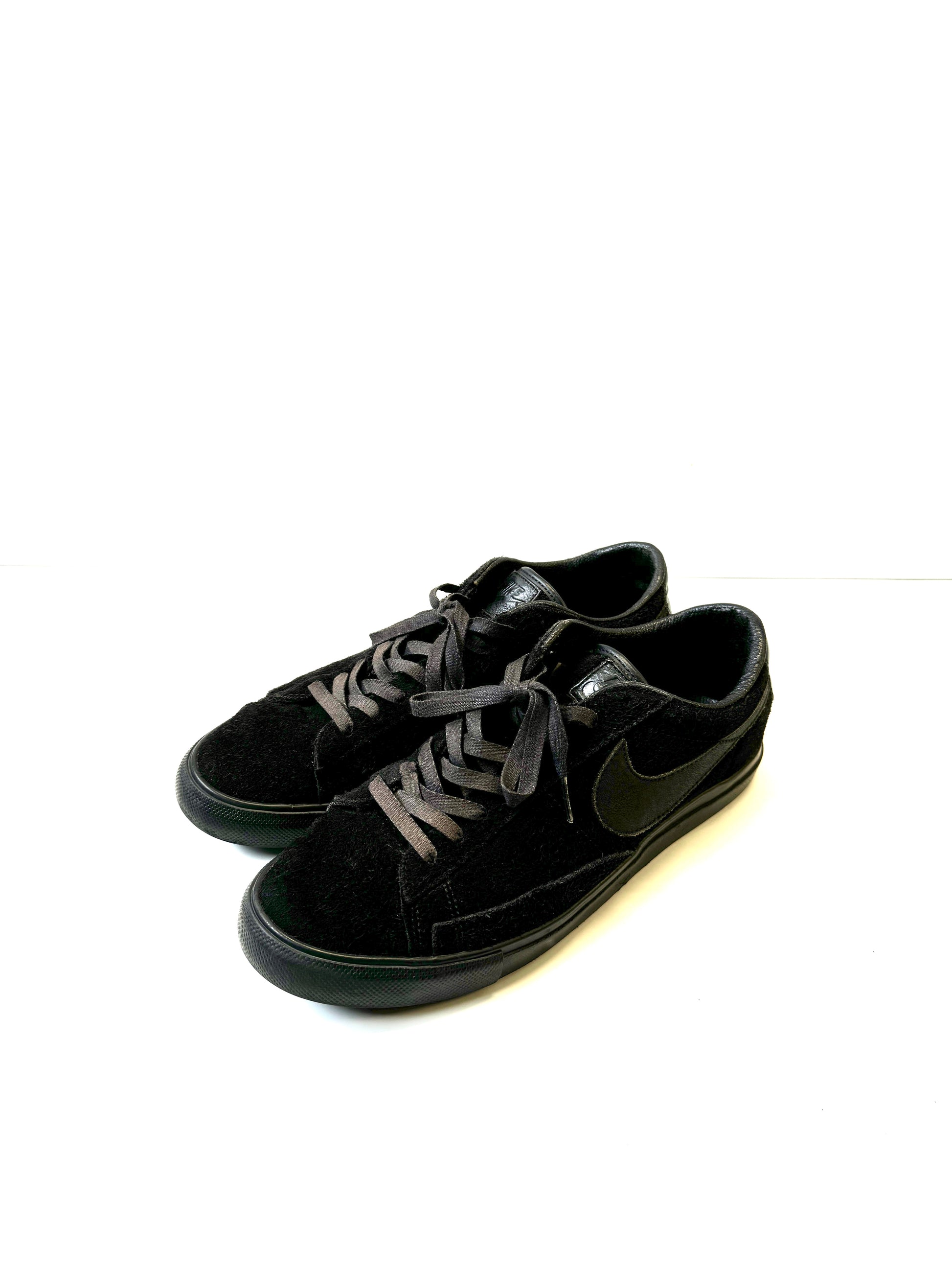 Comme des Garçson X Nike Blazer Leather Suede Low Top