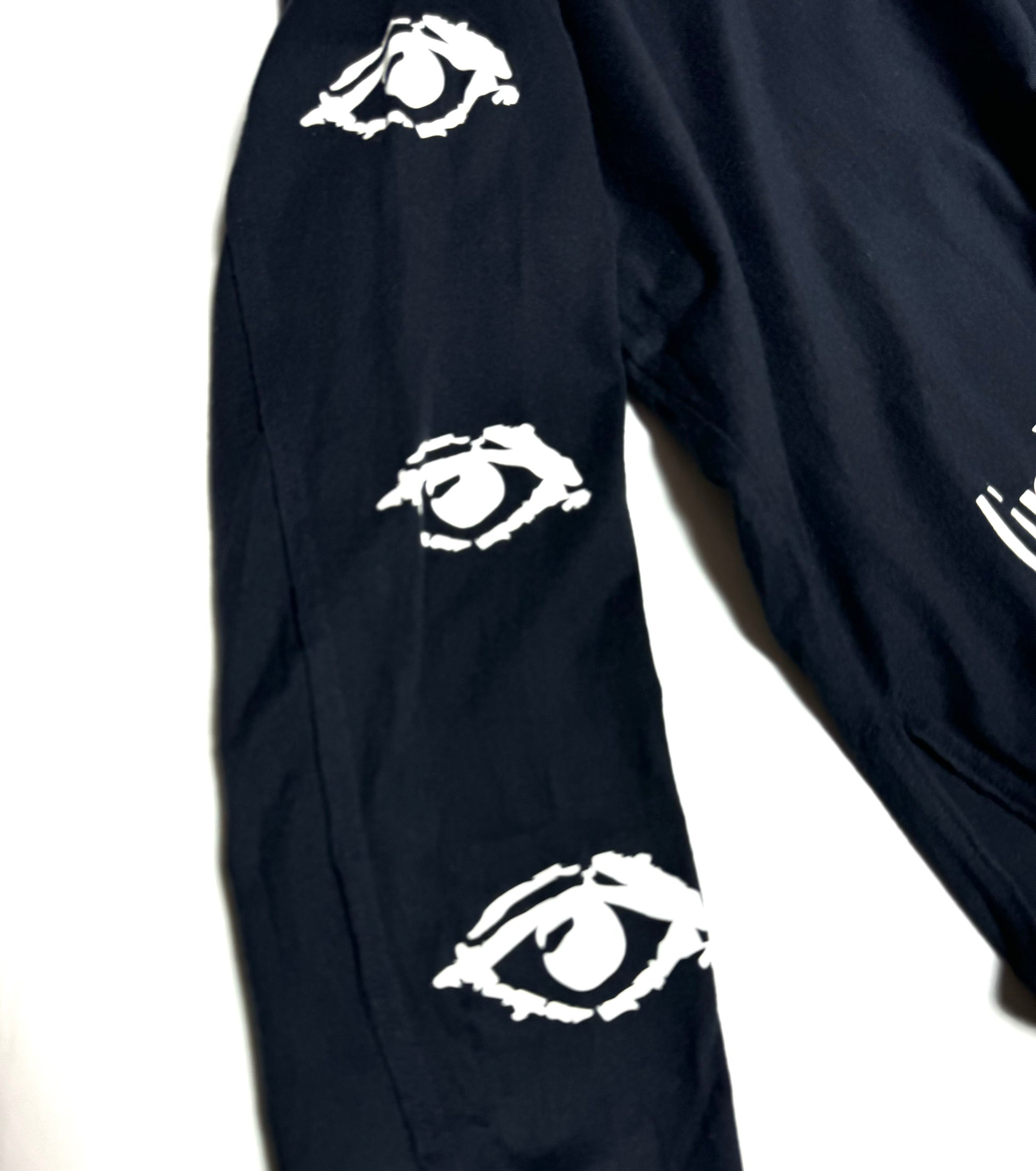 Undercover (In)dispensable Eye Long Sleeve