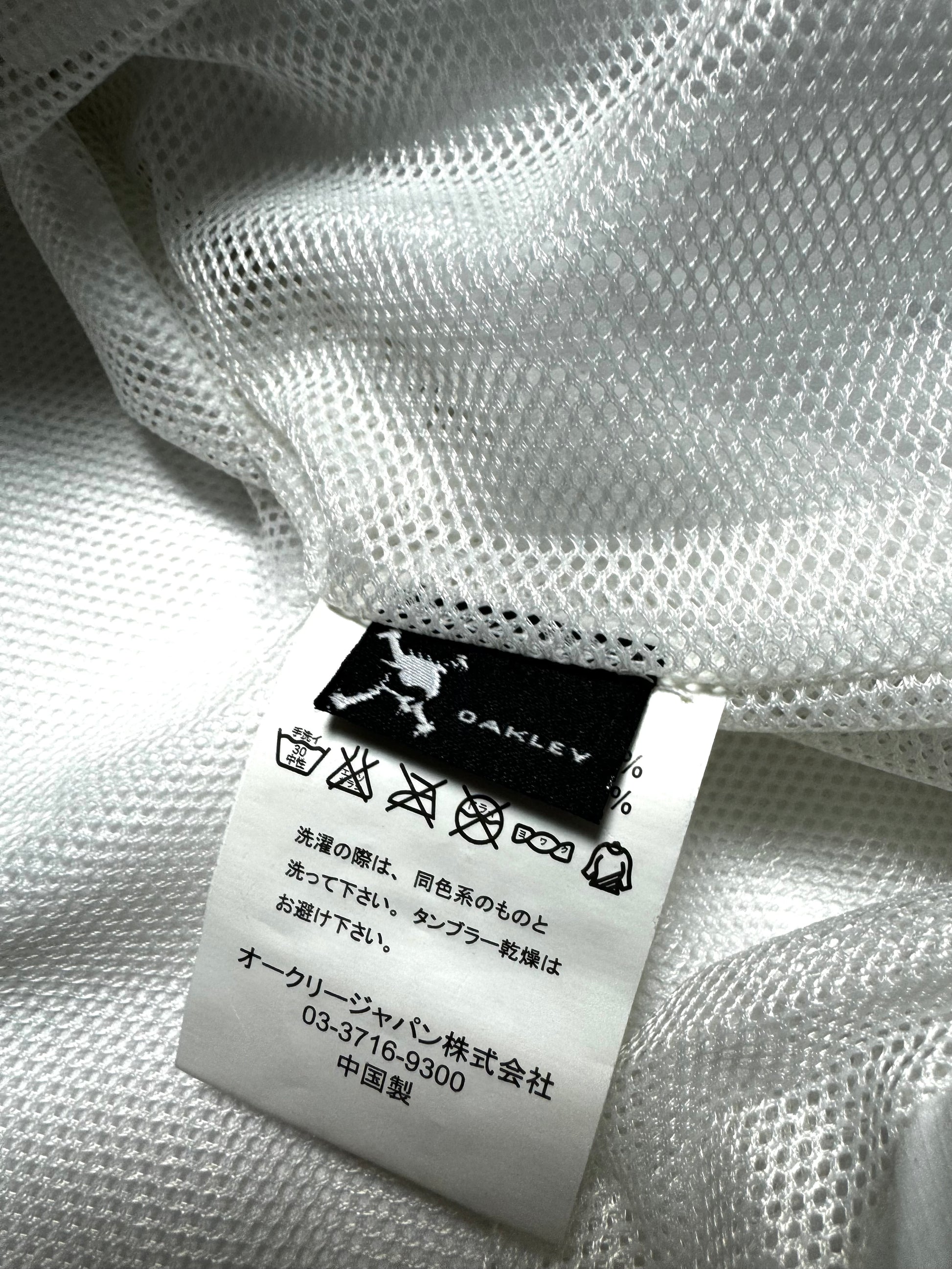 Oakley 2000s Skull White 2-1 Way Jacket