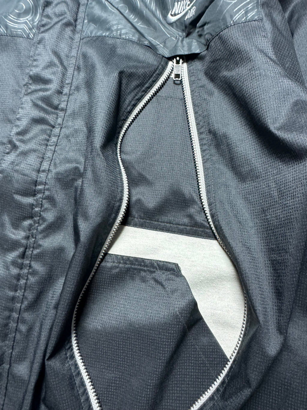 Nike 2000s Multi-Pockets Jacket
