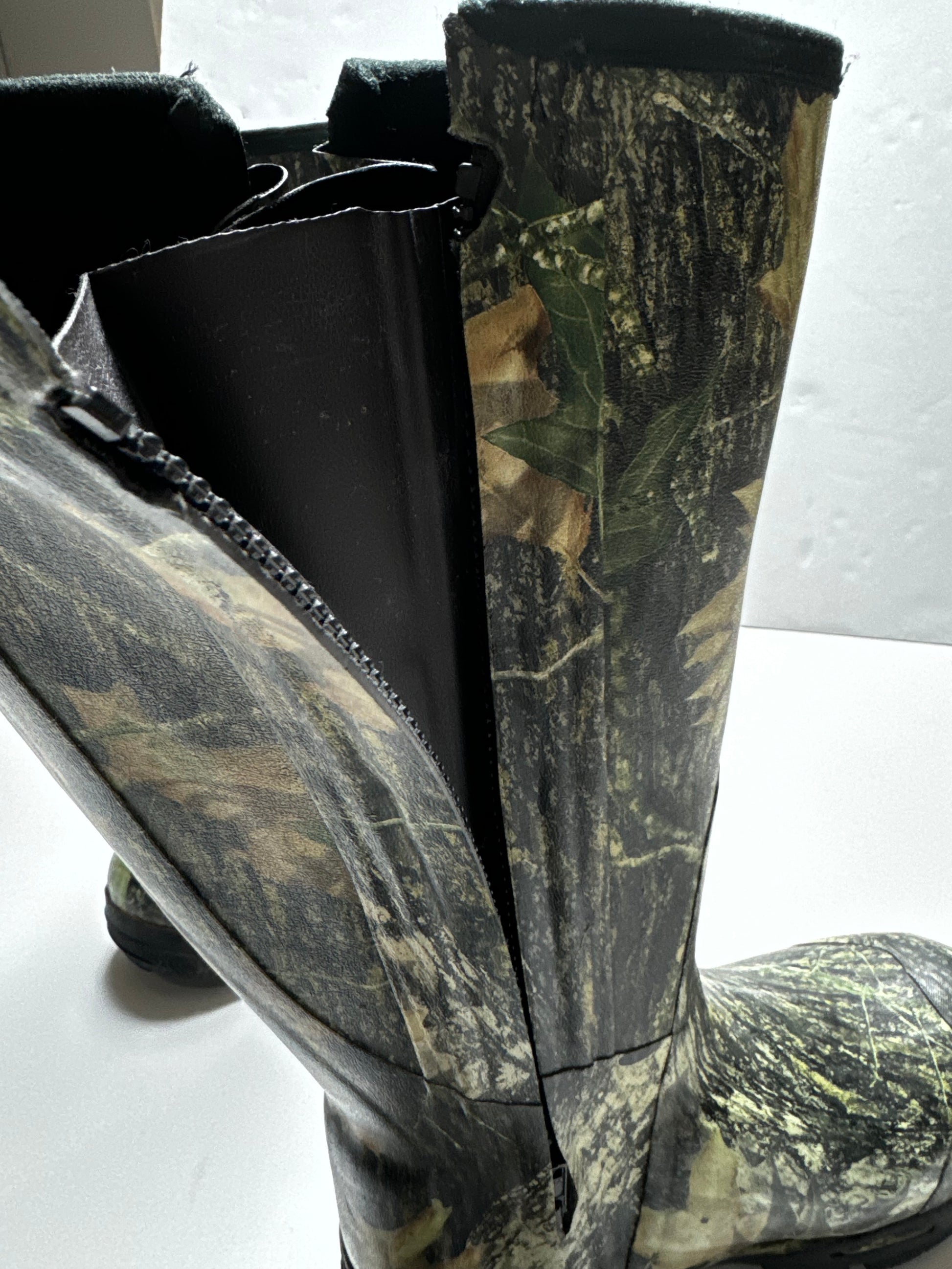 Red Head 800 Side Zip Camo Waterproof Rubber Boot