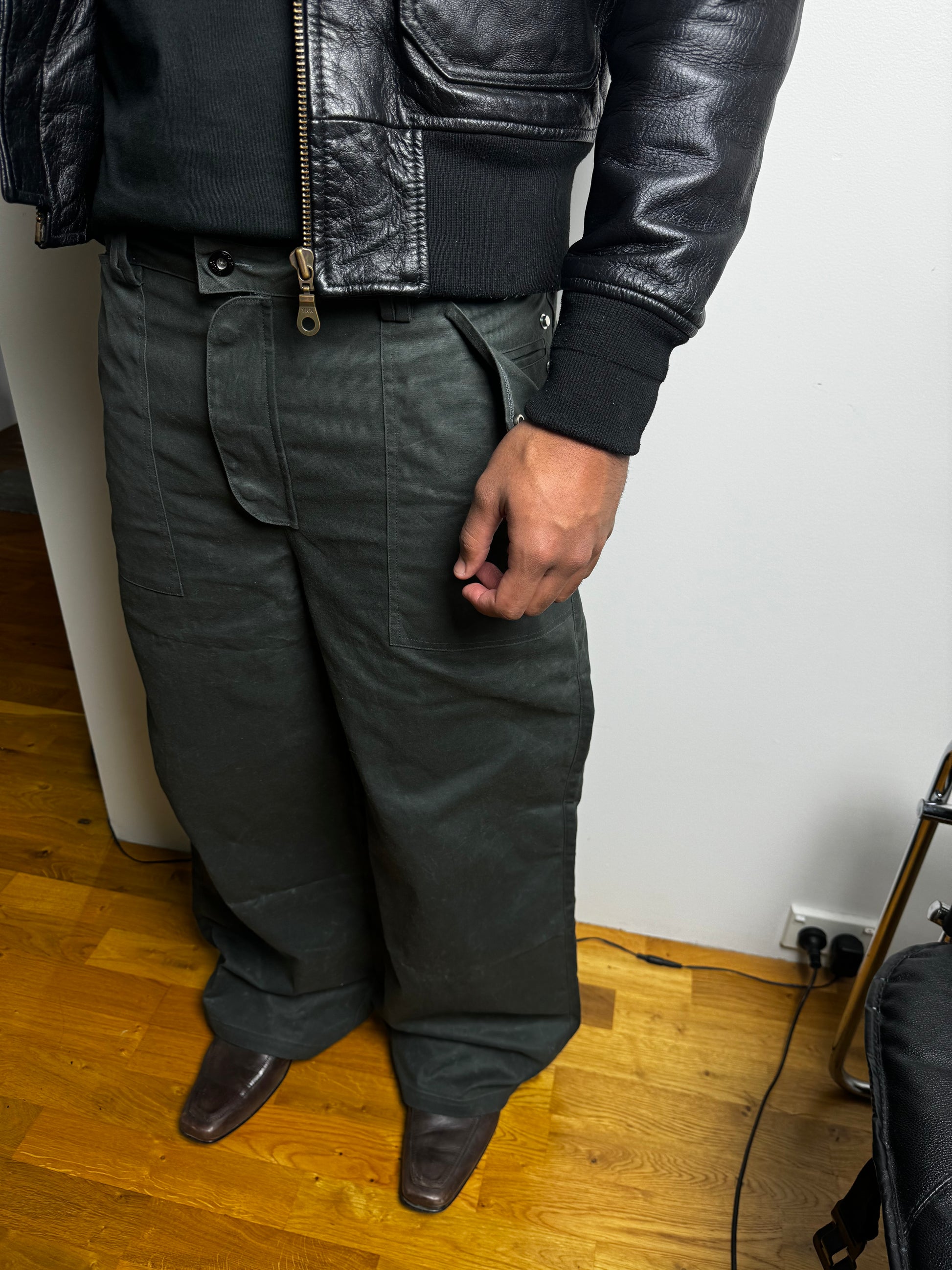 VV4W Studio Wax Pant