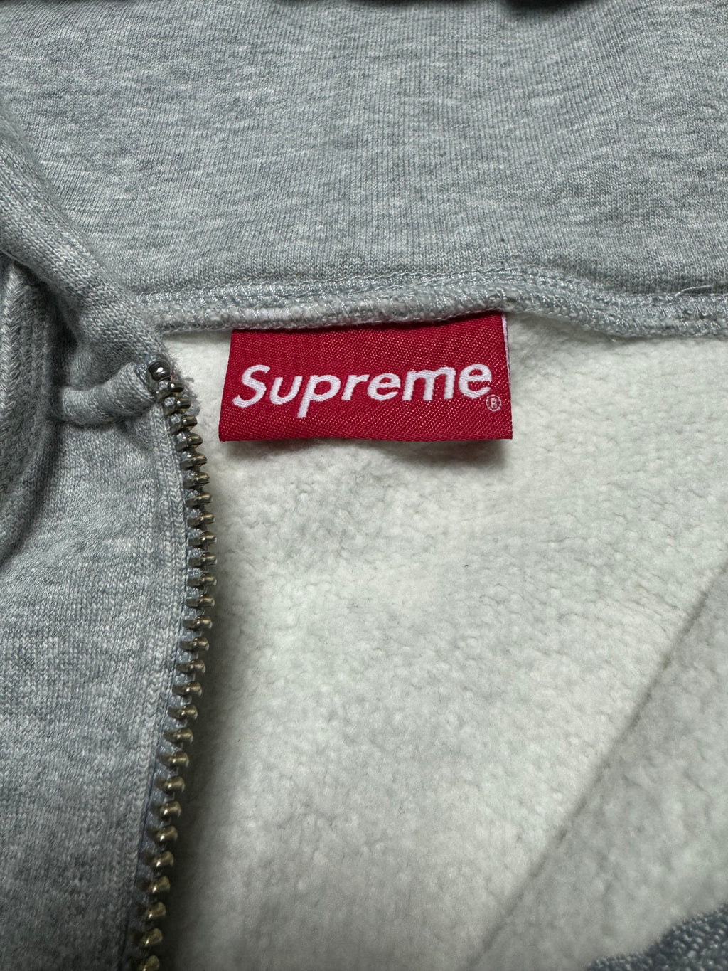 Supreme  Globe Embroidery  Zip up Hoodie FW2020