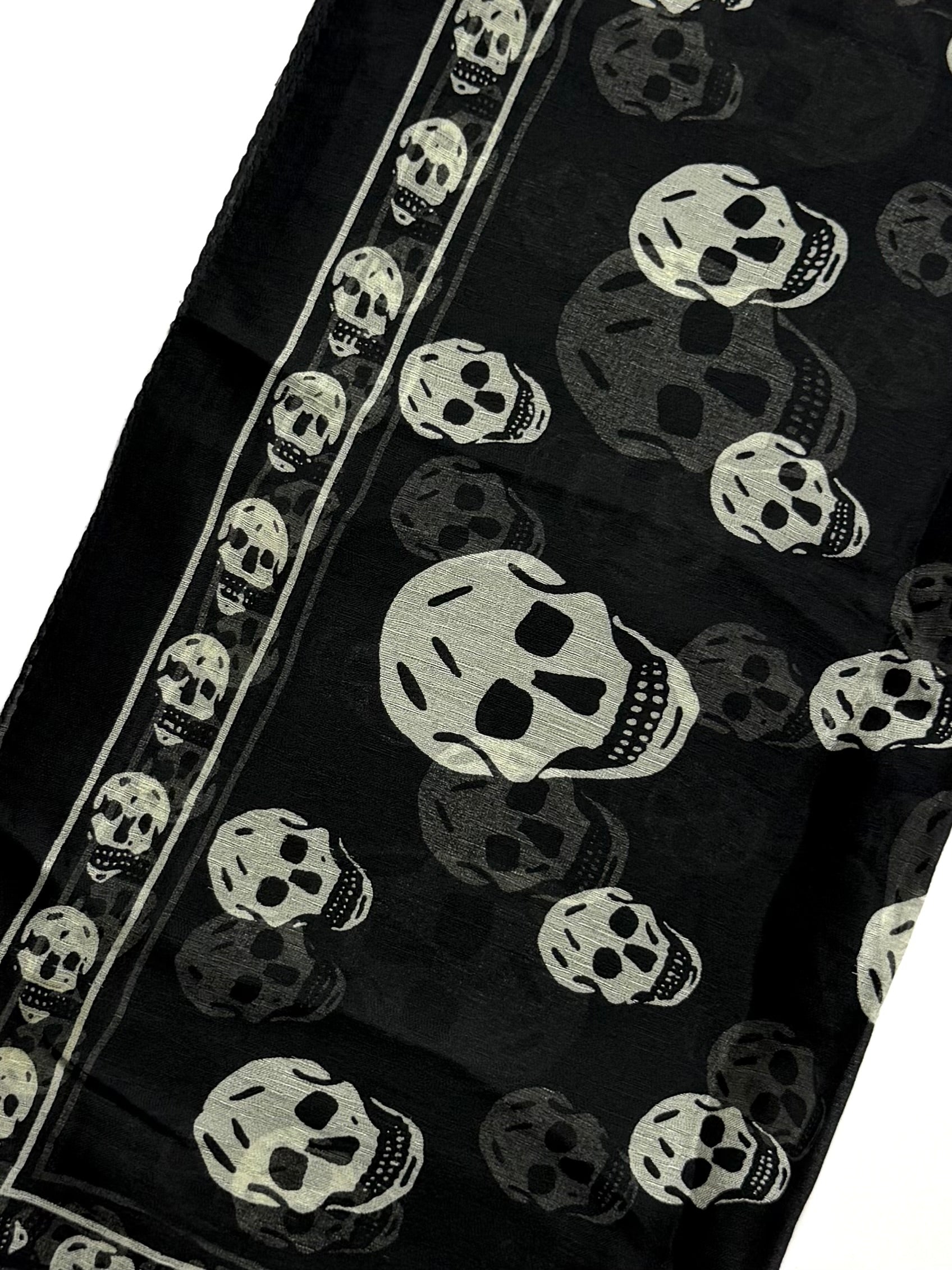 ALEXANDER MCQUEEN Skull Scarf Black