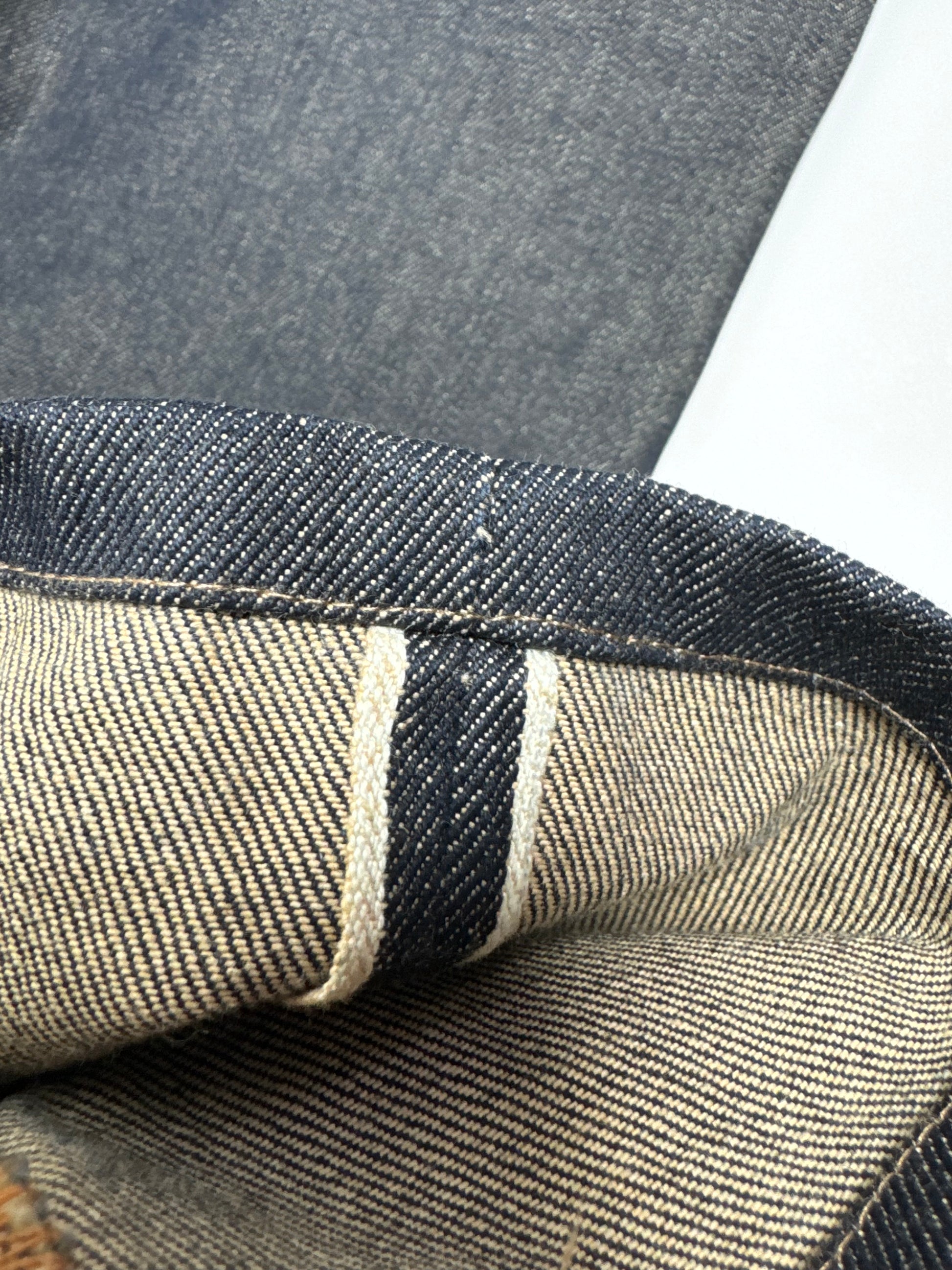 Evisu No.3 “艺妓” Pocket Straight Raw Denim Jean