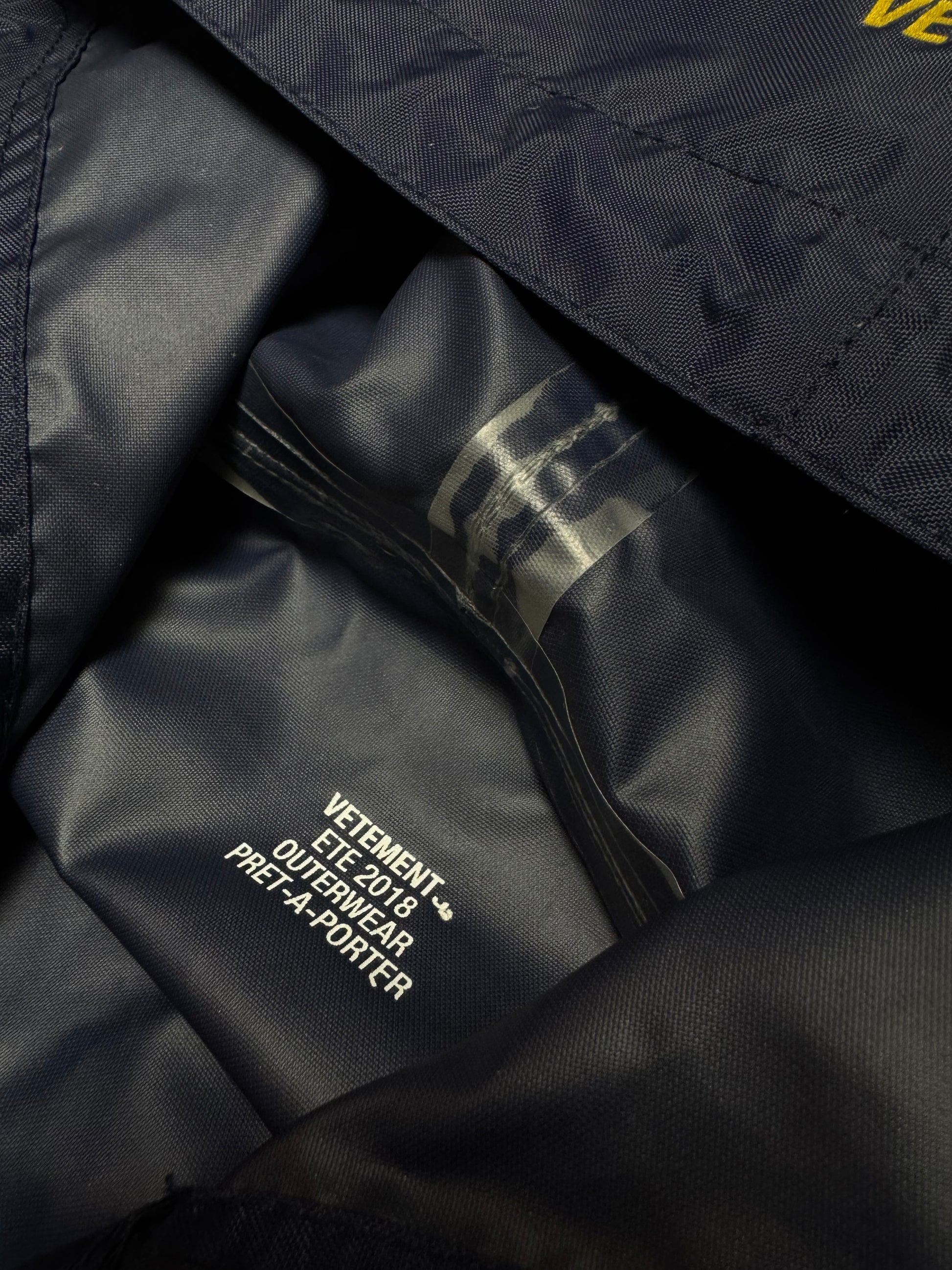 Vetements Aries Coat 2018