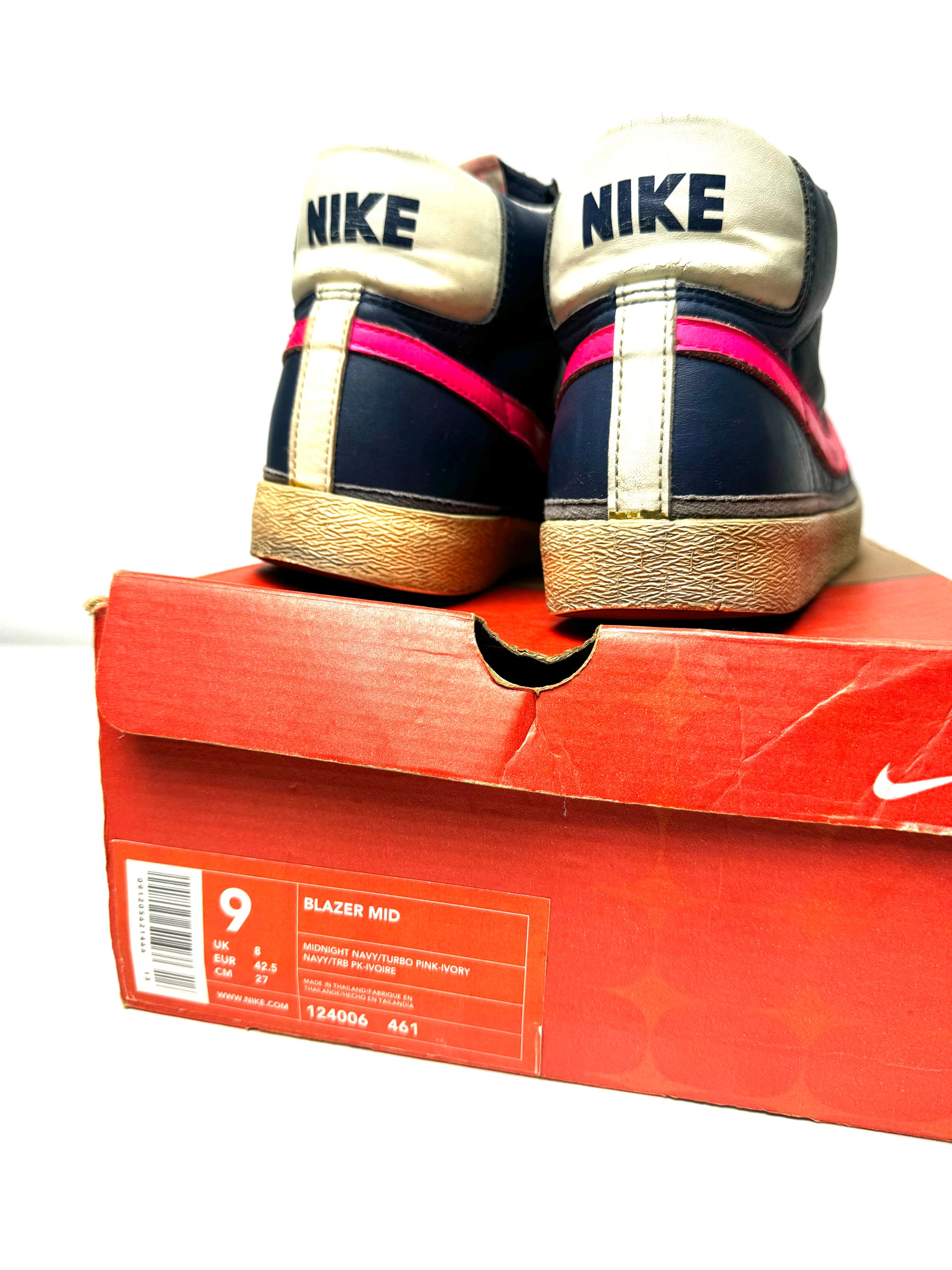 Nike BLAZER MID x STUSSY MIDNIGHT NAVY / TURBO PINK 2002