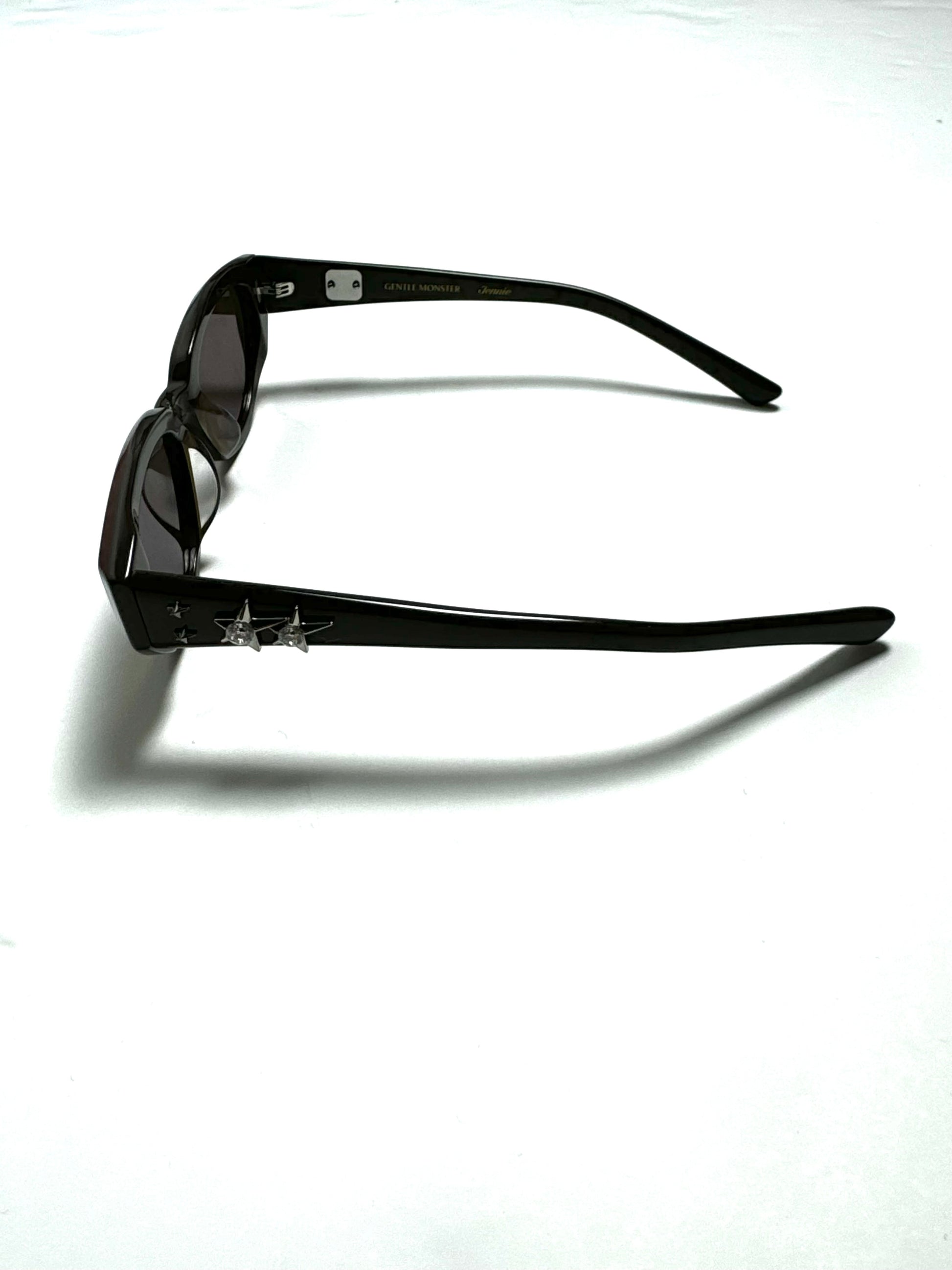 Gentle Monster x Jennie Fishtail Sunglasses