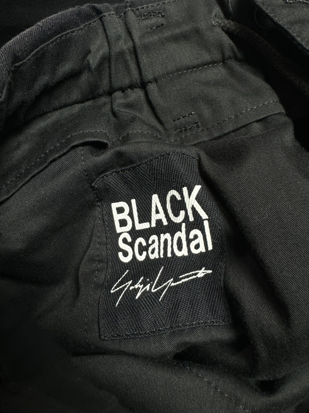Yohji Yamamoto Black Scandal Plated Short
