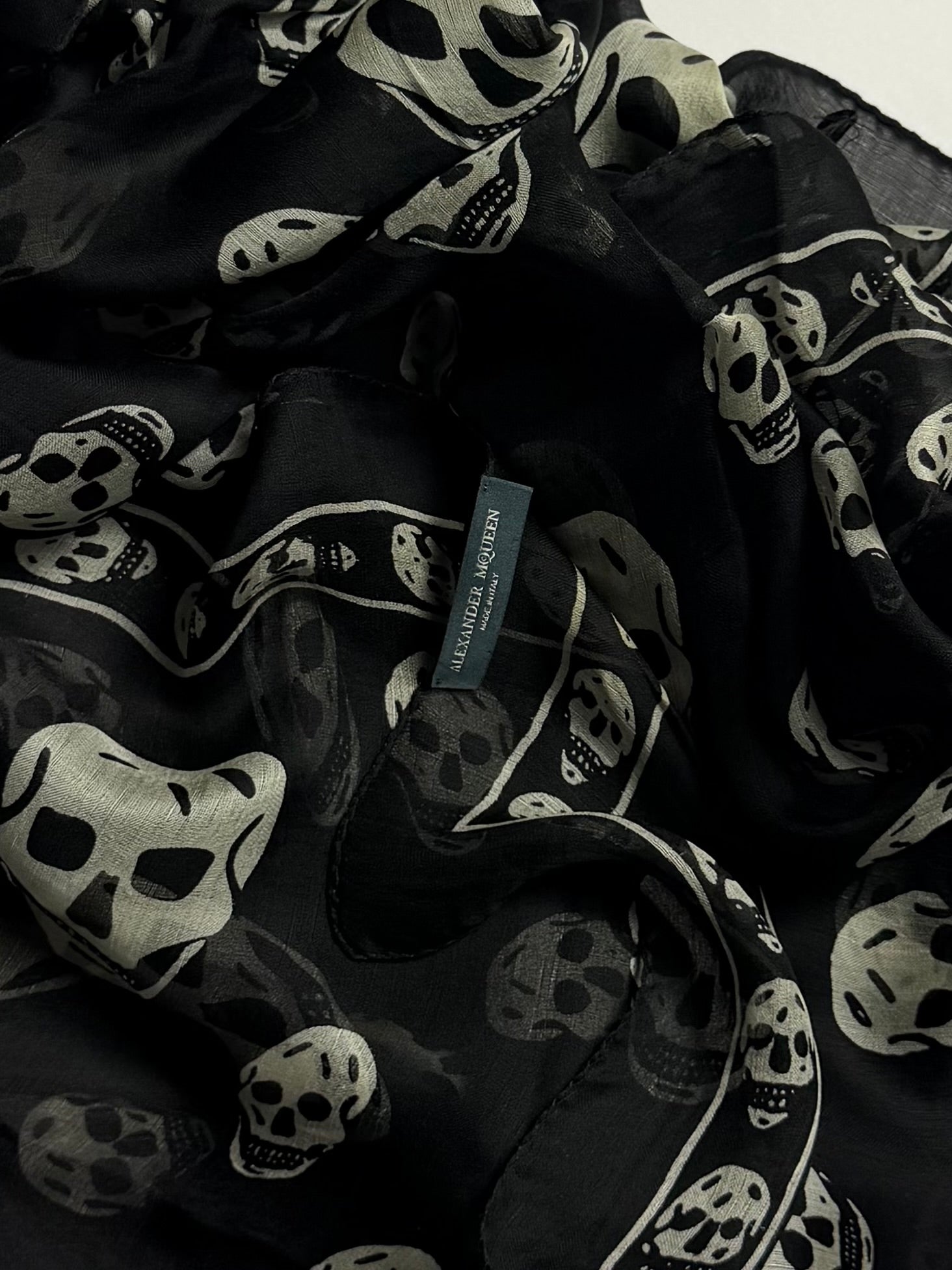 ALEXANDER MCQUEEN Skull Scarf Black