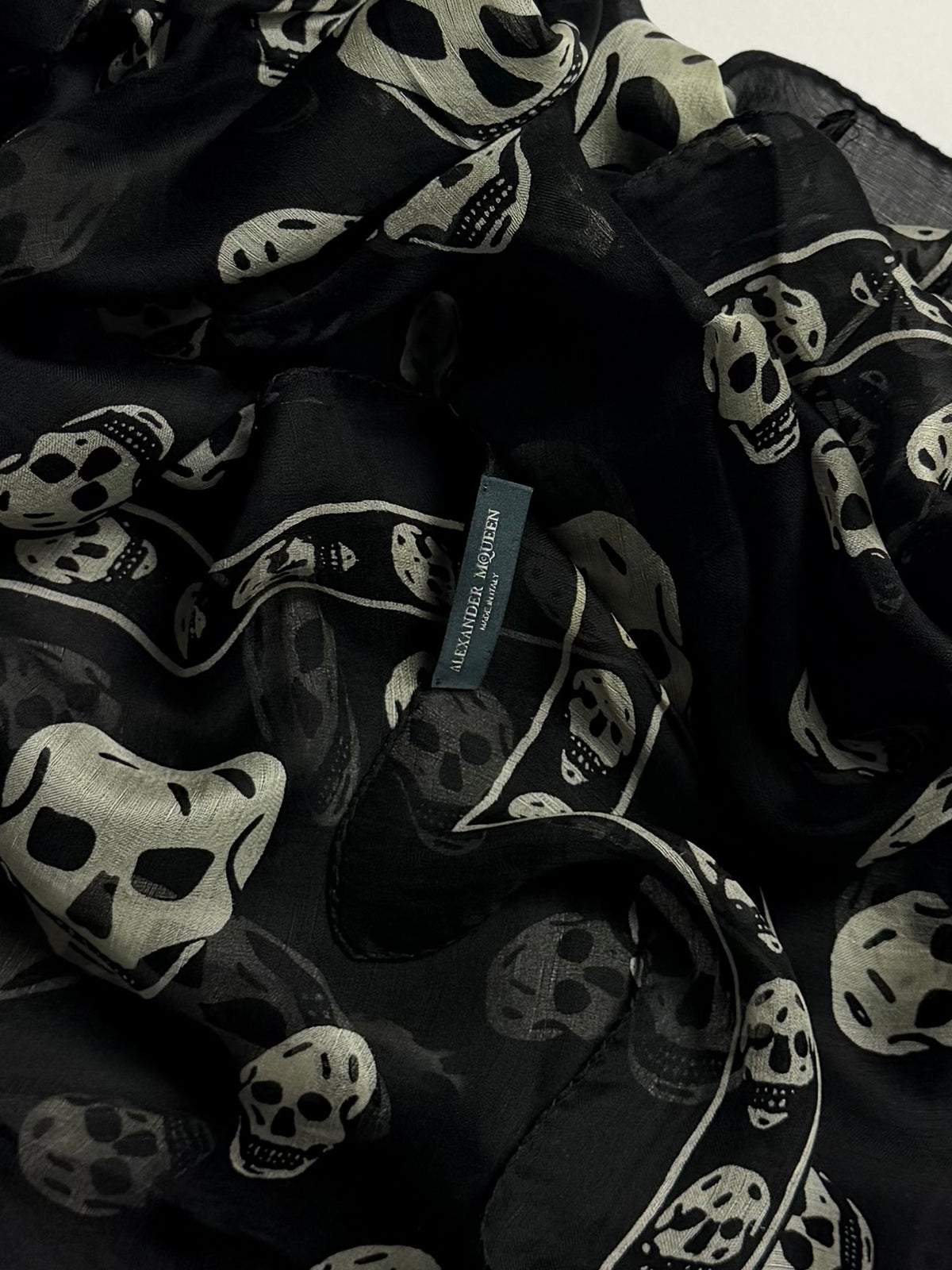 ALEXANDER MCQUEEN Skull Scarf Black