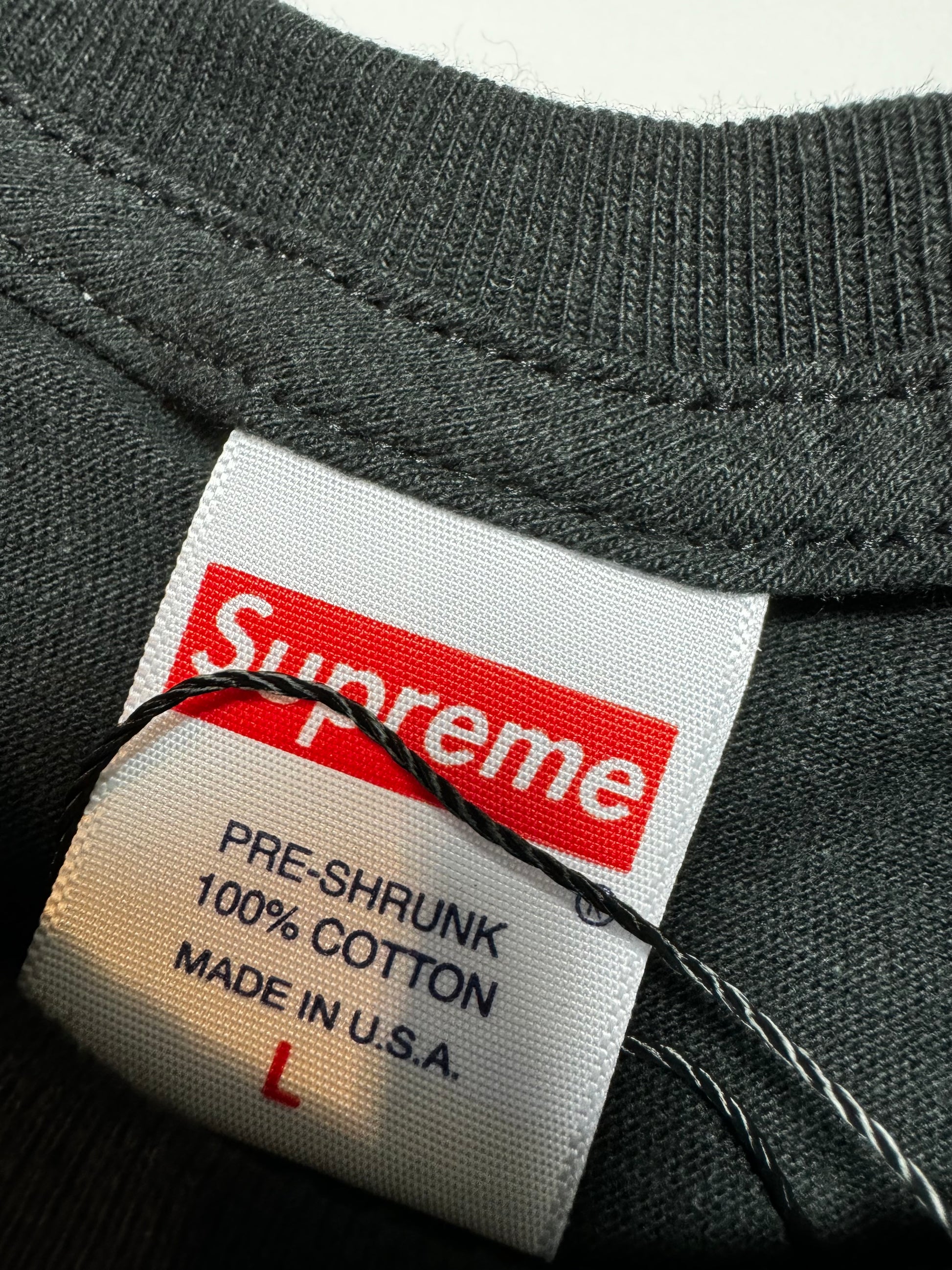 Supreme Everywhere in the world  Black Tee