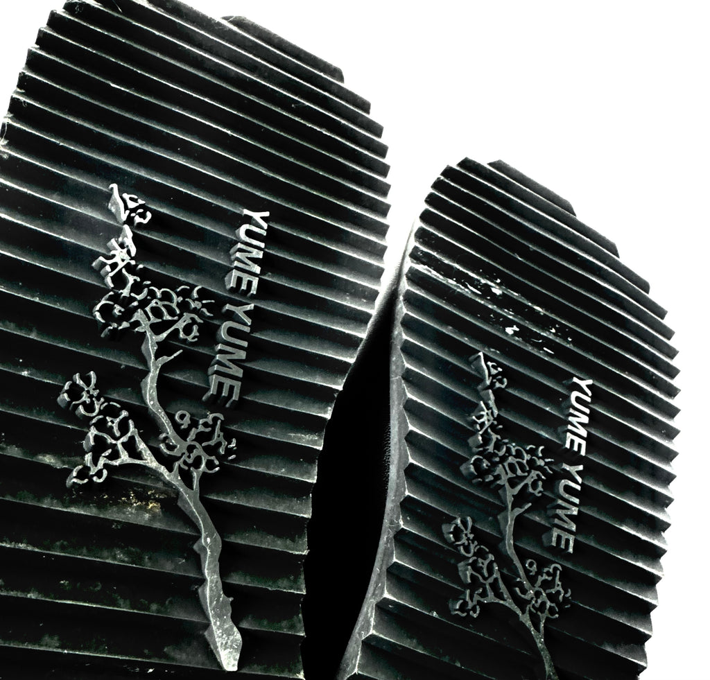 Yume Thick Lace Leather Slipper