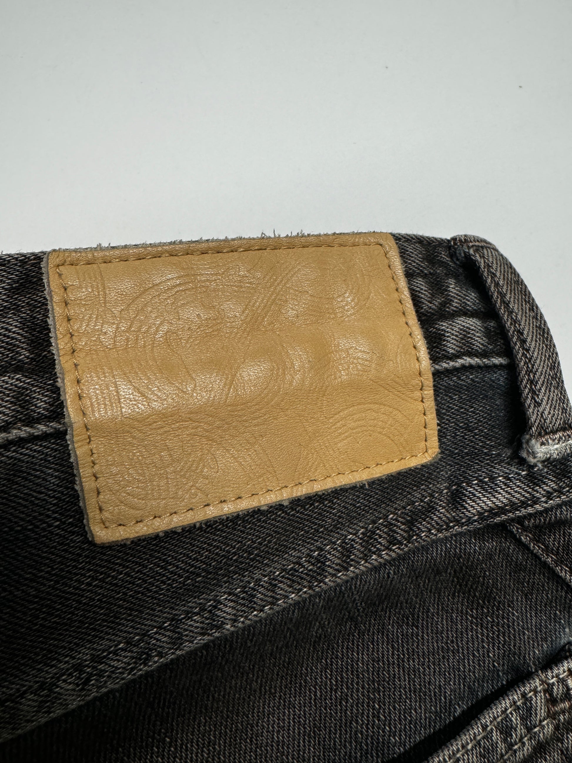 NUMBER (N)INE Distress Slim Jean