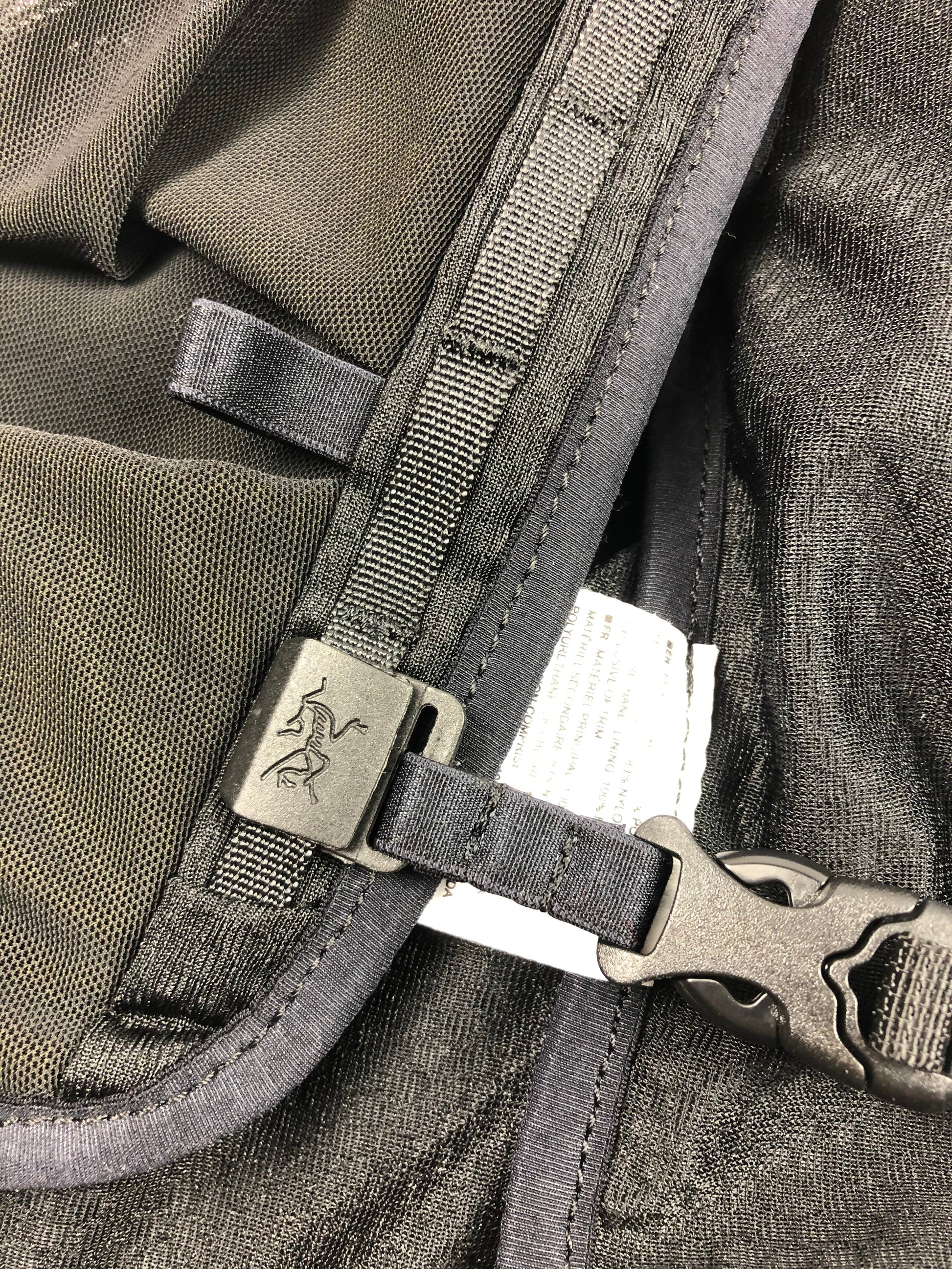 Arc'teryx Norvan Multi-Pocket Ultra-Light Vest
