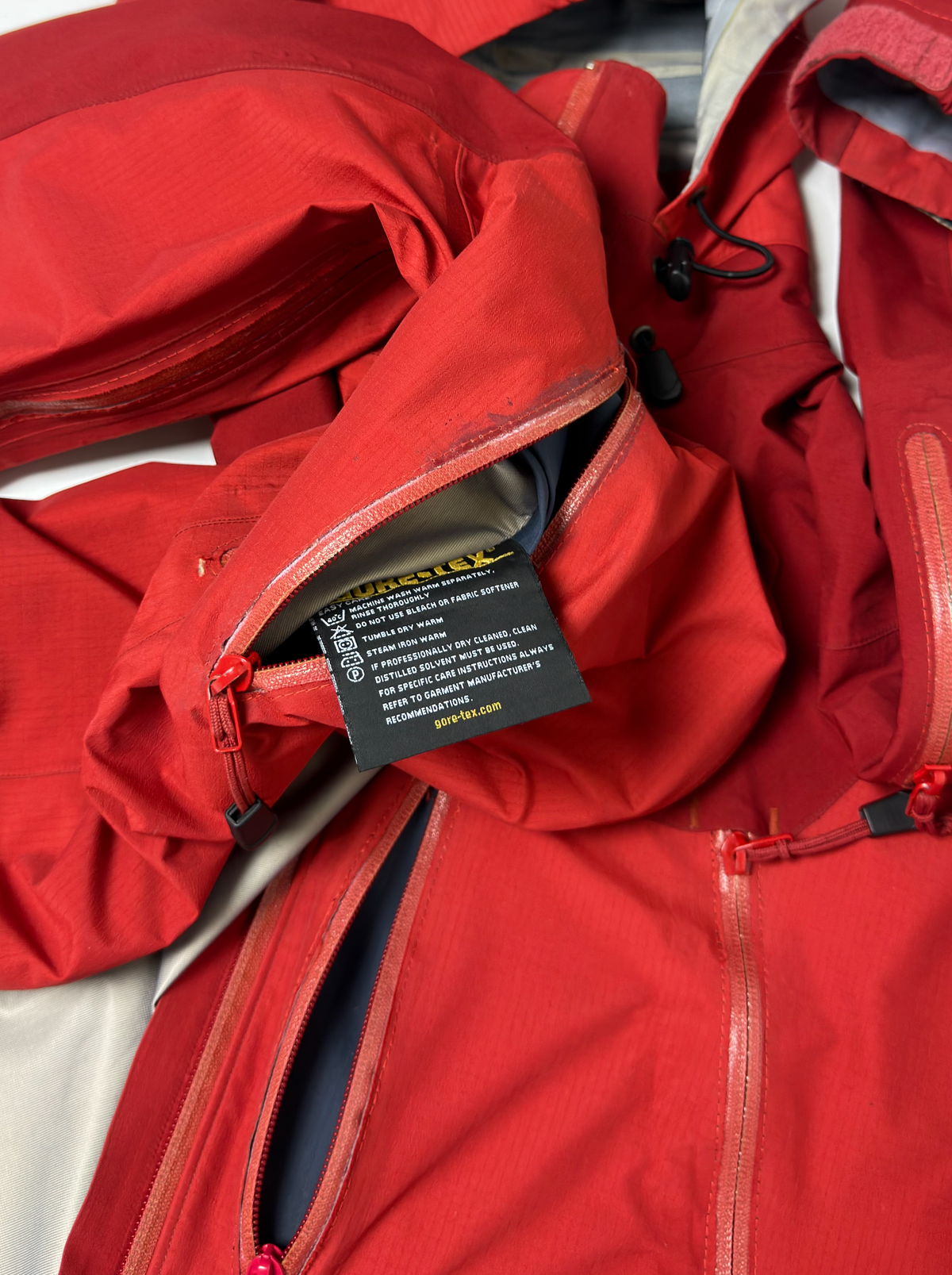 Arc'teryx Beta AR Gore-tex Jacket