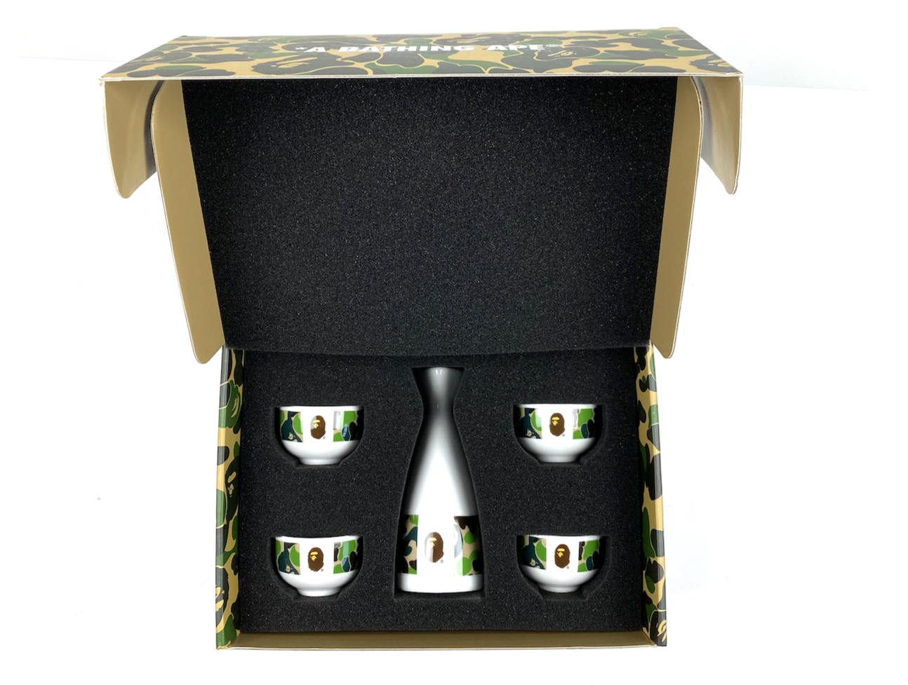 BAPE  Sake Drink Set